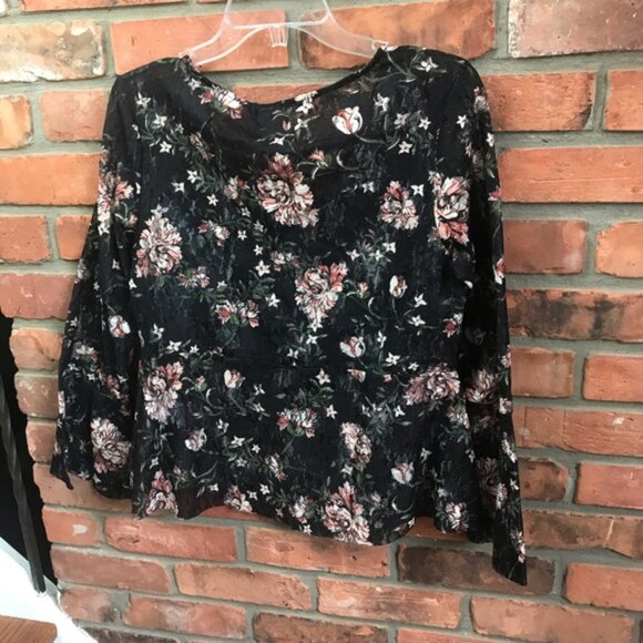 SFERA Spain NEW Lace Floral Sheer Boho Flare Bell Sleeve Peplum Stretch Top Rose - Picture 4 of 15